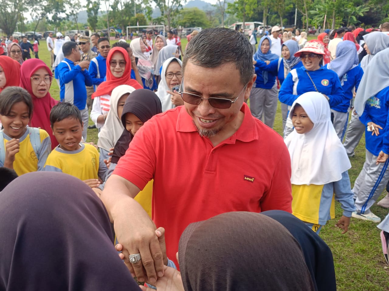 gambar berita